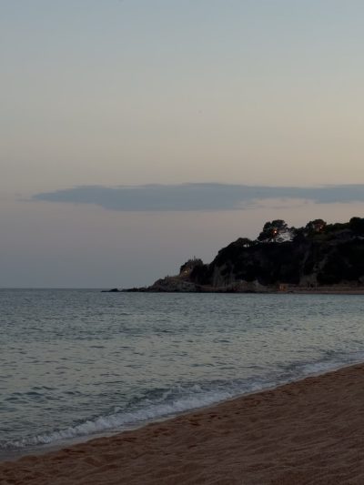 Playa Lloret De Mar, Costa Brava -Catalunya в июне — фото погоды (2026-06-08)