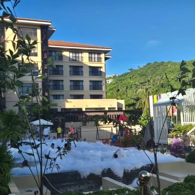 Fairways & Bluewater Resort Newcoast, Boracay — фото погоды в июле (2026-07-04)