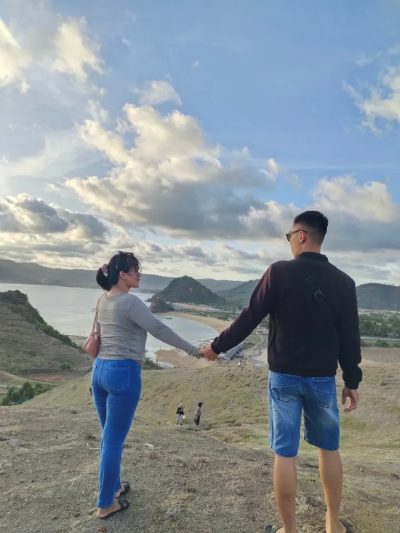 Atas Bukit Pantai Seger, Kute Lombok в феврале — фото погоды (2026-02-22)