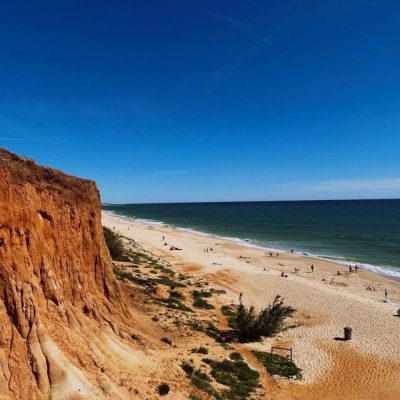 Praia da Falésia в апреле — фото погоды (2026-04-06)
