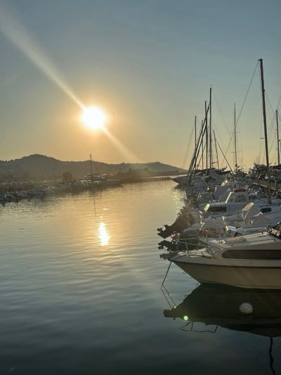 Porto di Sanremo в августе — фото погоды (2025-08-22)