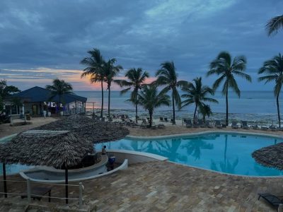Karafuu Hotel Beach Resort - Zanzibar — фото погоды в апреле (2026-04-28)