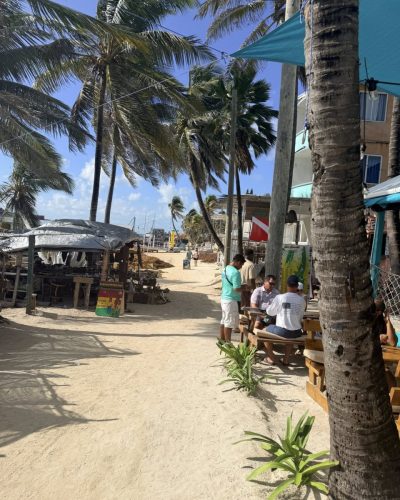Ambergris Caye, San Pedro Island, Belize в январе — фото погоды (2026-01-25)