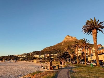 Camps Bay Beach в январе — фото погоды (2026-01-17)