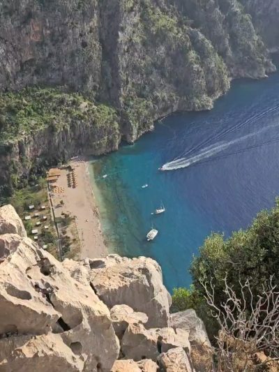 Montana Tepesı в сентябре — фото погоды (2025-09-20)