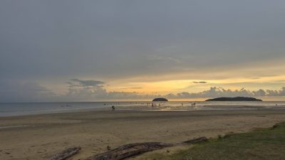 Pantai Tanjung Aru, Kota Kinabalu, Sabah в мае — фото погоды (2026-05-23)