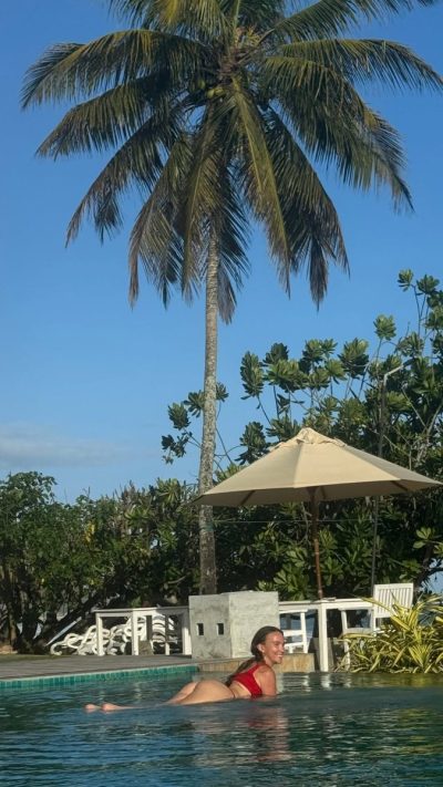 Weligama Bay Beach в мае — фото погоды (2026-05-27)