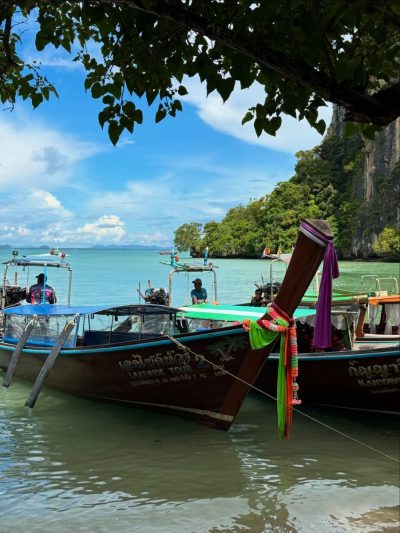 Phranang Cave Beach, Krabi, Thailand в октябре — фото погоды (2025-10-12)