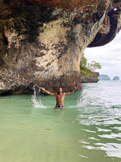 Phranang Cave Beach, Krabi, Thailand в октябре — фото погоды (2025-10-19)