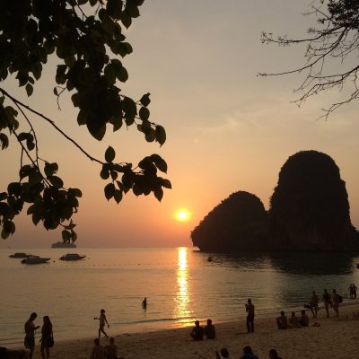 Phranang Cave Beach, Krabi, Thailand в ноябре — фото погоды (2025-11-06)