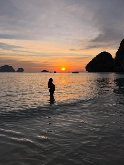 Phranang Cave Beach, Krabi, Thailand в апреле — фото погоды (2026-04-04)