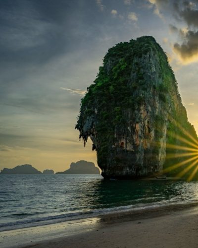 Phranang Cave Beach, Krabi, Thailand в мае — фото погоды (2026-05-08)