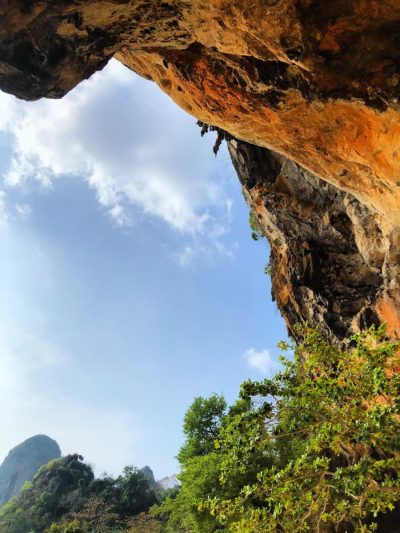 Phranang Cave Beach, Krabi, Thailand в июне — фото погоды (2026-06-21)