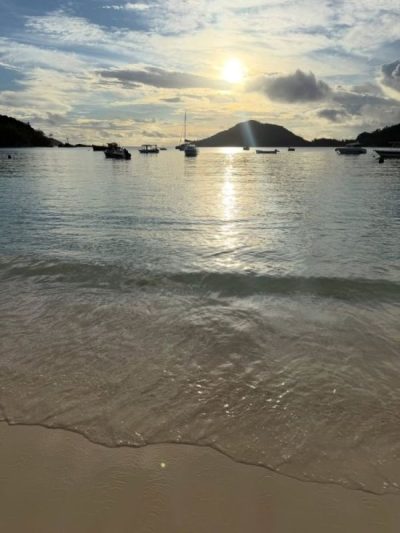 La Digue, Seychelles в июле — фото погоды (2026-07-15)