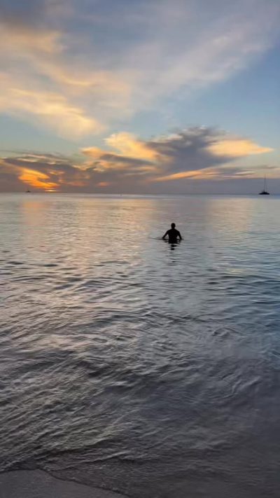 Mont Choisy Beach в феврале — фото погоды (2026-02-25)