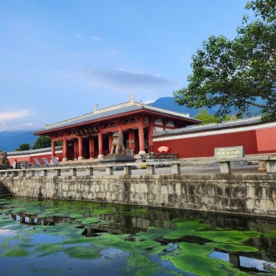 Lệ giang cổ trấn, 丽江古镇 в августе — фото погоды (2025-08-29)