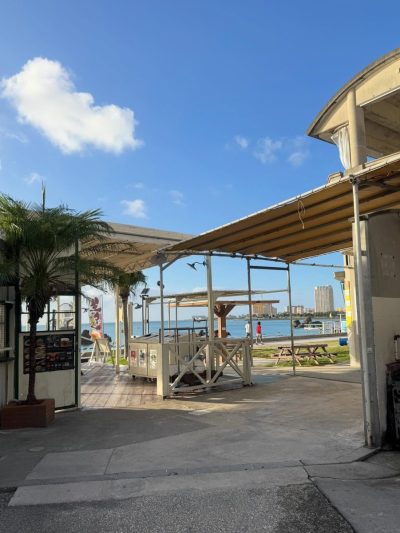 Araha  Beach в сентябре — фото погоды (2025-09-28)