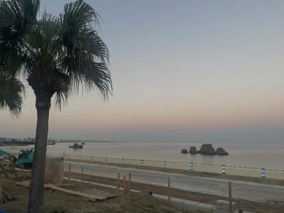 Araha  Beach в феврале — фото погоды (2026-02-13)