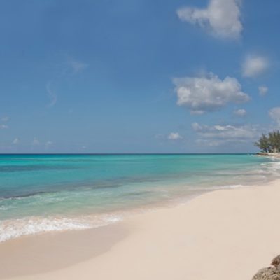 Worthing Beach, Barbados в апреле — фото погоды (2026-04-15)