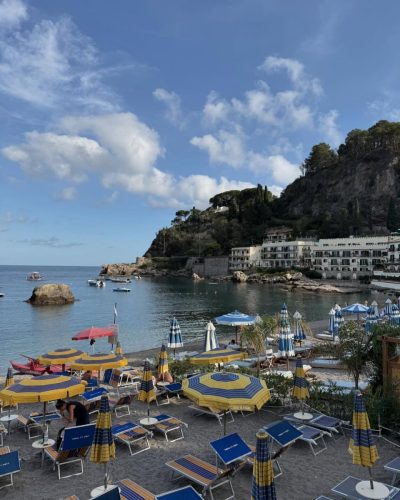 Taormina's Beach в октябре — фото погоды (2024-10-11)