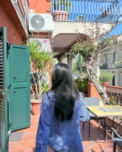 Taormina's Beach в апреле — фото погоды (2025-04-24)