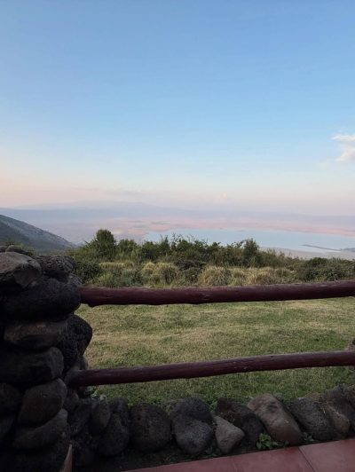 Ngorongoro Serena Safari Lodge в августе — фото погоды (2025-08-27)