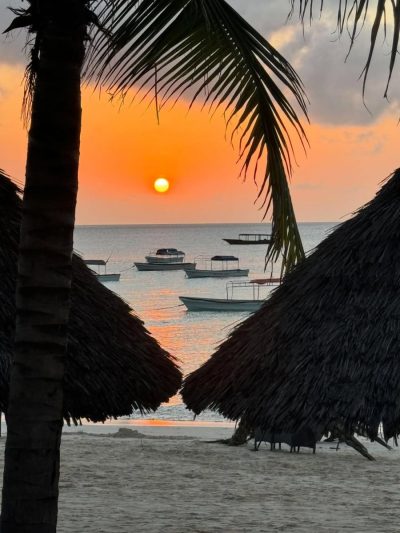 Nungwi beach. Zanzibar в апреле — фото погоды (2026-04-24)