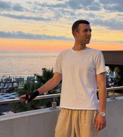 Sochi Beach в июле — фото погоды (2026-07-04)