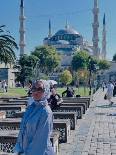 Blue Mosque (Sultanahmet Camii) в июле — фото погоды (2026-07-20)