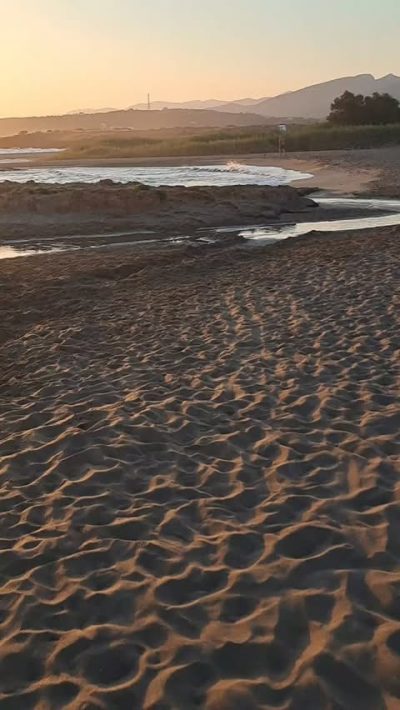 Kreta Malia - Beach в июне — фото погоды (2026-06-28)