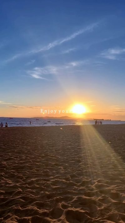 Jomtian Beach Pattaya - หาดจอมเทียนพัทยา в июне — фото погоды (2026-06-24)