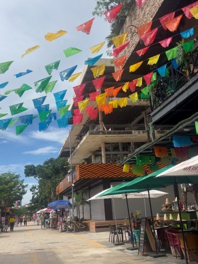 5th avenue, Playa del Carmen в июне — фото погоды (2026-06-02)