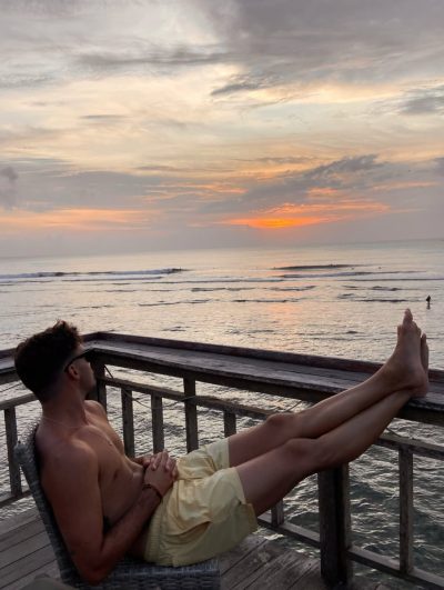 Uluwatu Beach в декабре — фото погоды (2025-12-01)