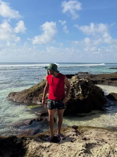 Uluwatu Beach в мае — фото погоды (2026-05-26)
