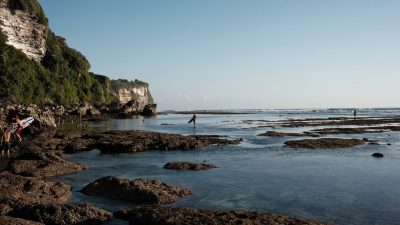 Uluwatu Beach в июле — фото погоды (2026-07-02)