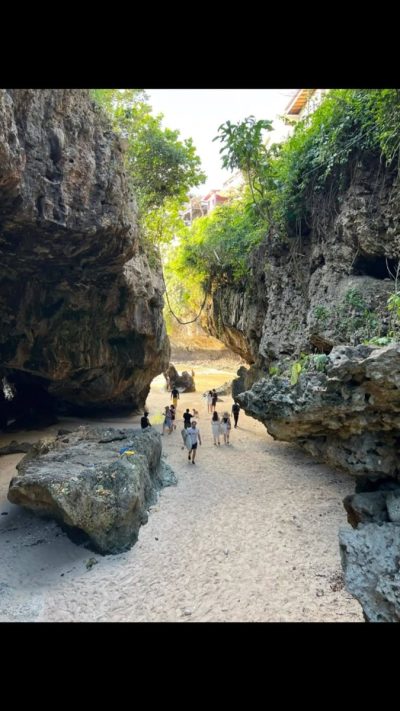 Uluwatu Beach в июле — фото погоды (2026-07-08)