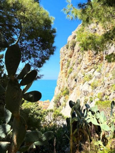 Rocca Di Cefalù в апреле — фото погоды (2026-04-13)
