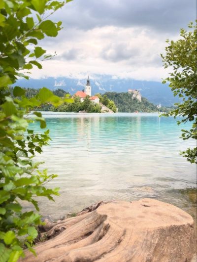 Vrsar I Kroatien в августе — фото погоды (2025-08-17)