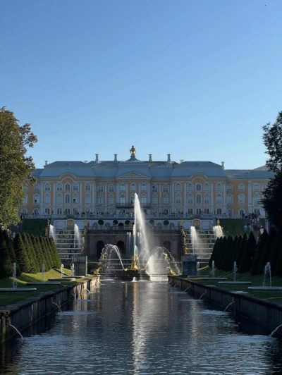Peterhof Palace Russia — фото погоды в сентябре (2025-09-23)