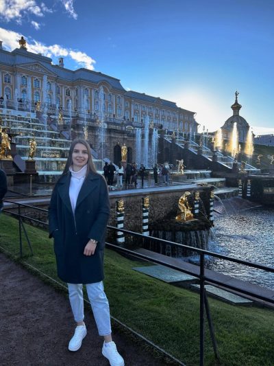 Peterhof Palace Russia — фото погоды в сентябре (2025-09-26)