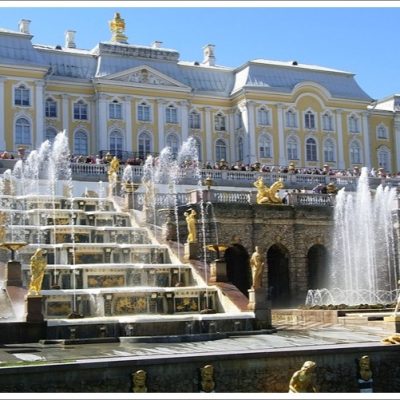 Peterhof Palace Russia — фото погоды в июне (2026-06-19)