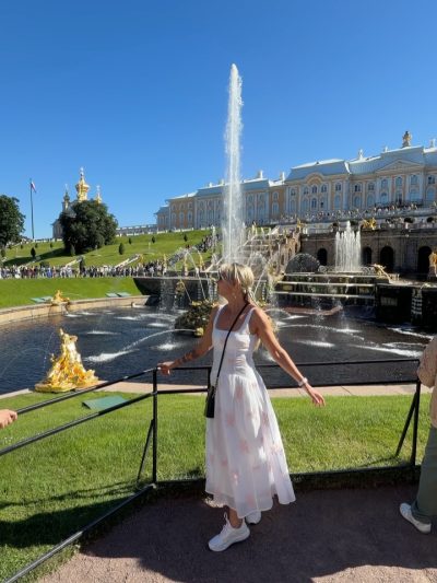 Peterhof Palace Russia — фото погоды в июле (2026-07-16)
