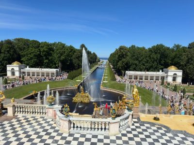 Peterhof Palace Russia — фото погоды в июле (2026-07-18)