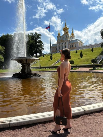 Peterhof Palace Russia — фото погоды в июле (2026-07-19)