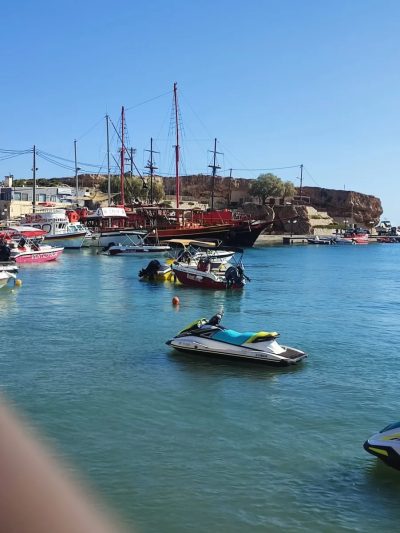 Port Hersonissos в августе — фото погоды (2025-08-26)