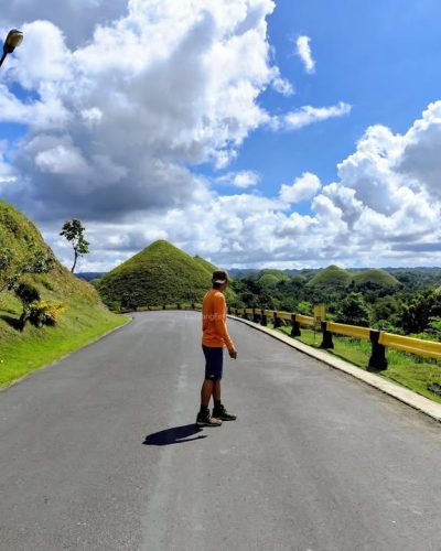 Chocolate Hills, Bohol - Philippines в январе — фото погоды (2026-01-17)