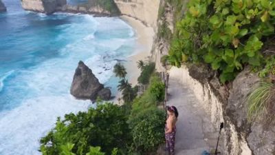 Diamond Beach Nusa Penida в апреле — фото погоды (2026-04-14)