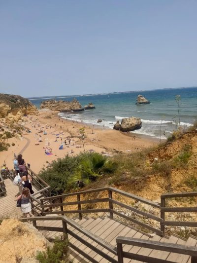 Praia Dona Ana в мае — фото погоды (2026-05-27)