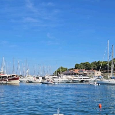 Kroatien, Vrsar в августе — фото погоды (2024-08-12)
