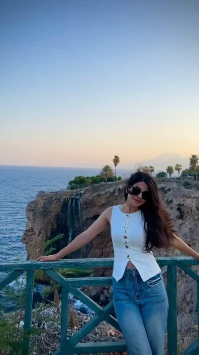 Antalya Lara Fener Yuruyus Yolu в августе — фото погоды (2025-08-27)